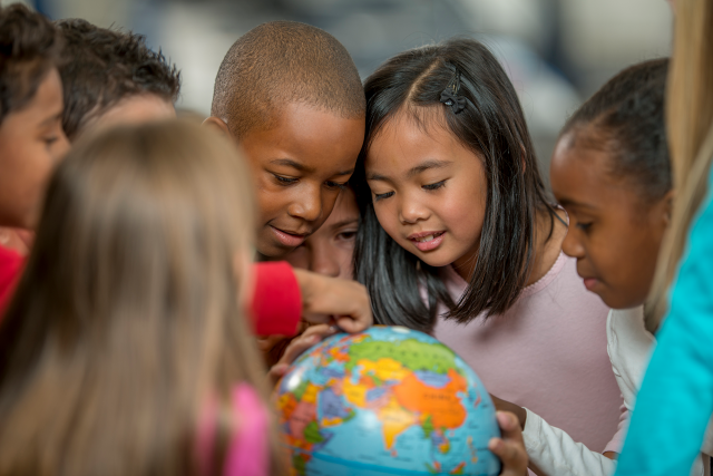 children-globe-small.png